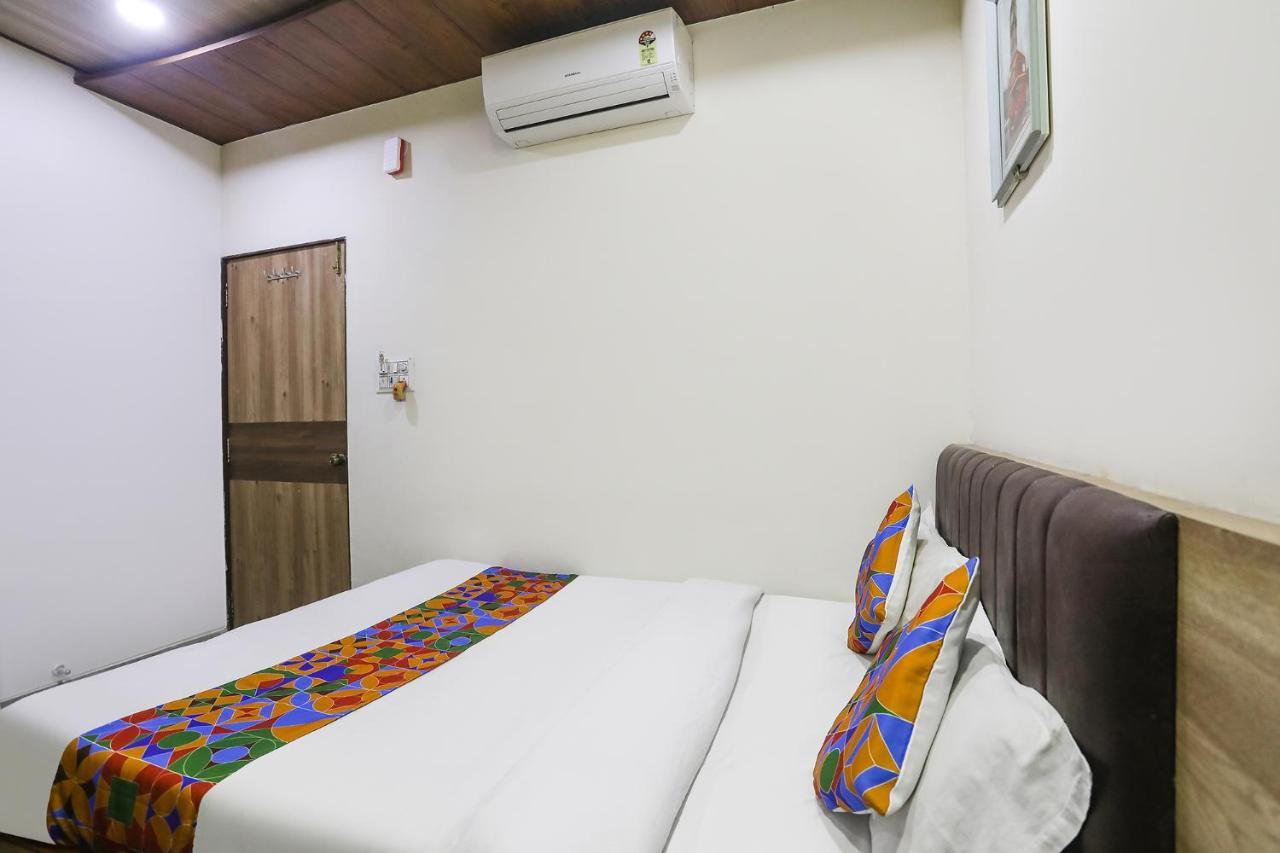 Hotel Vedanta Inn Nagpur Esterno foto